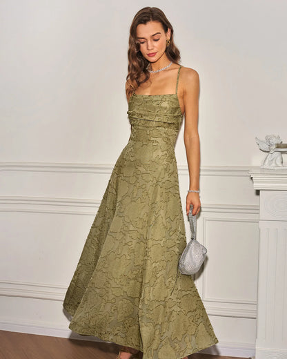 Vestido largo tipo slip con estampado jacquard y espalda cruzada